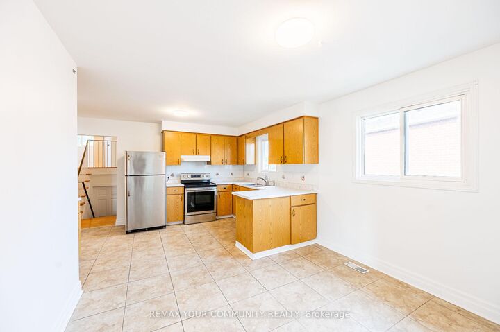 Property Photo:  20 Terra Road Upper  ON L4L 3J5 