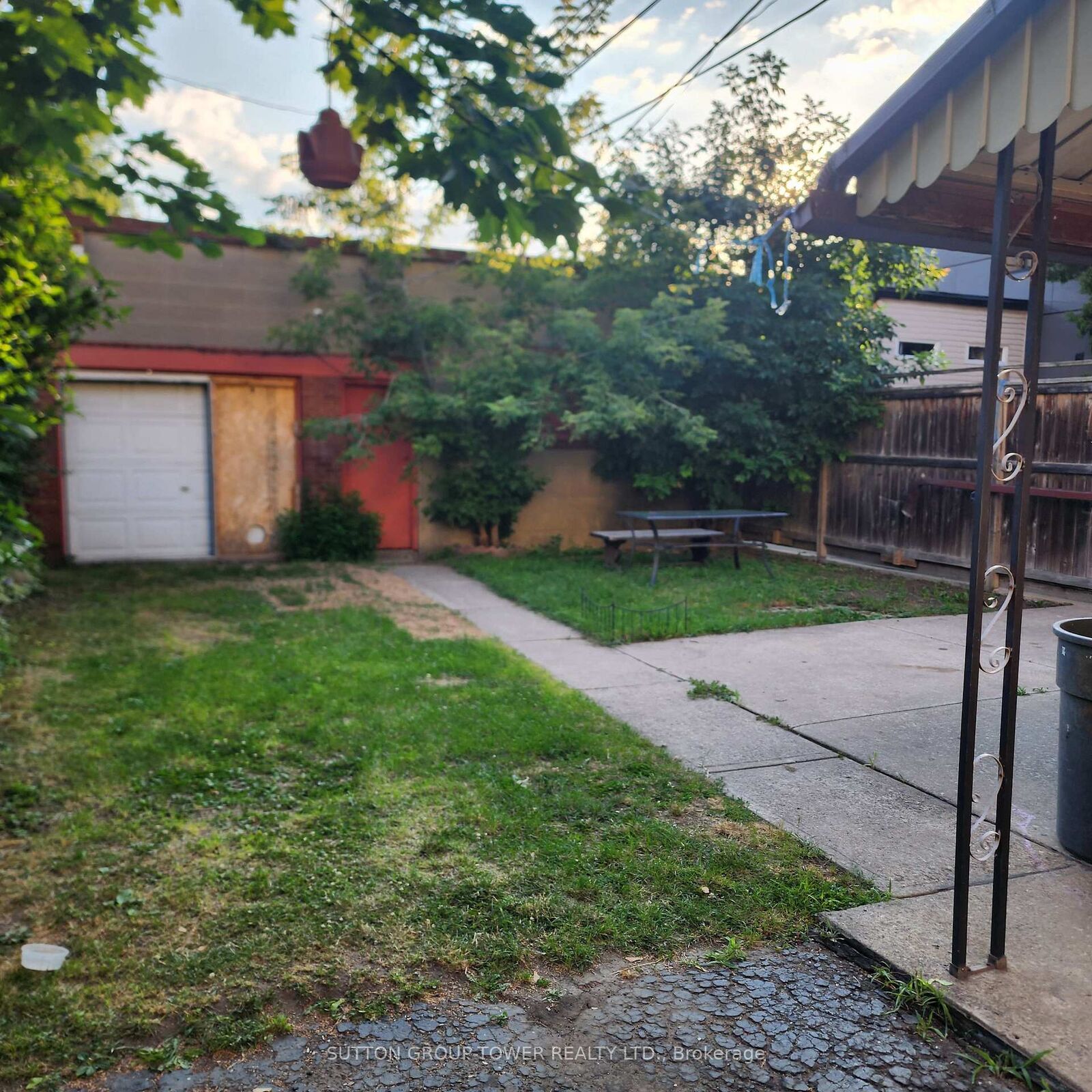 Property Photo:  16 Russett Avenue  ON M6H 3M3 