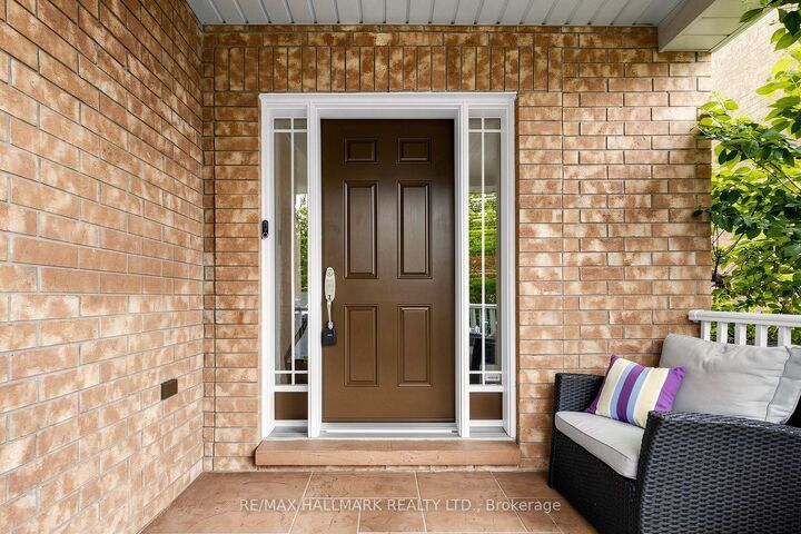 Property Photo:  14 Kerr Lane  ON L4G 0E5 