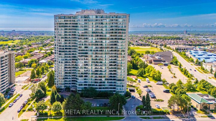 Property Photo: 550 Webb Drive 2010 ON L5B 3Y4
