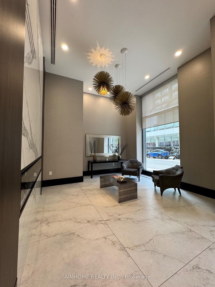 Property Photo: 21 Balmuto Street 1801 ON M4Y 1W4