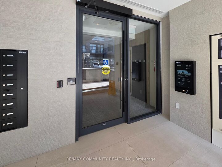 Property Photo:  1610 Charles Street 164  ON L1N 0P5 
