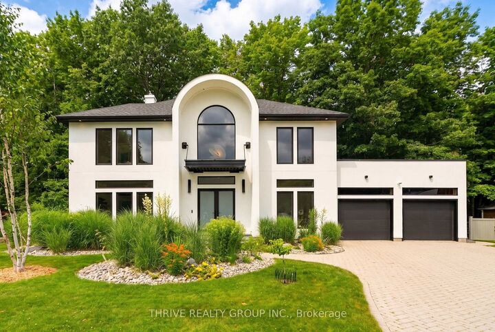 52 Birchmount Walk — photo 1