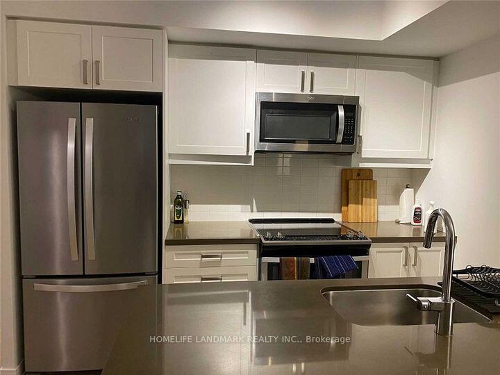 Property Photo: 50 Wellesley Street E 1905 ON M4Y 1G2