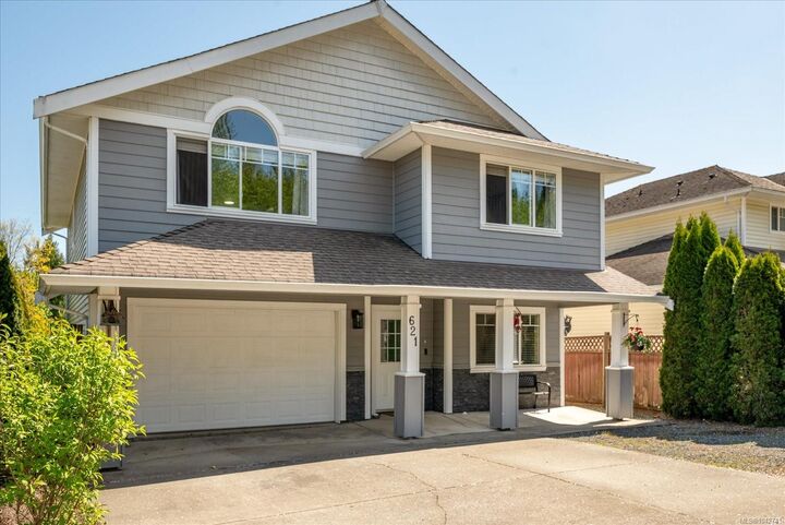 621 Oakwood Rd — photo 1