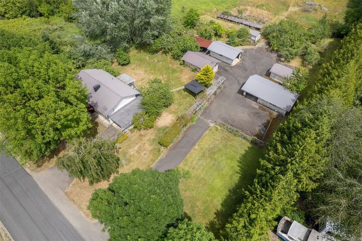 Property Photo: 6767 Cypress Blvd BC V9Y 8T7