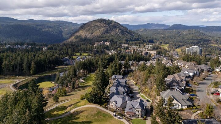 Property Photo: 2220 Island Falls Pl BC V9B 6V3