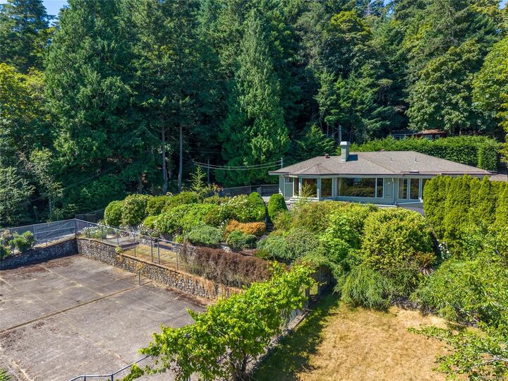 Property Photo: 4916 Lochside Dr BC V8Y 2E4