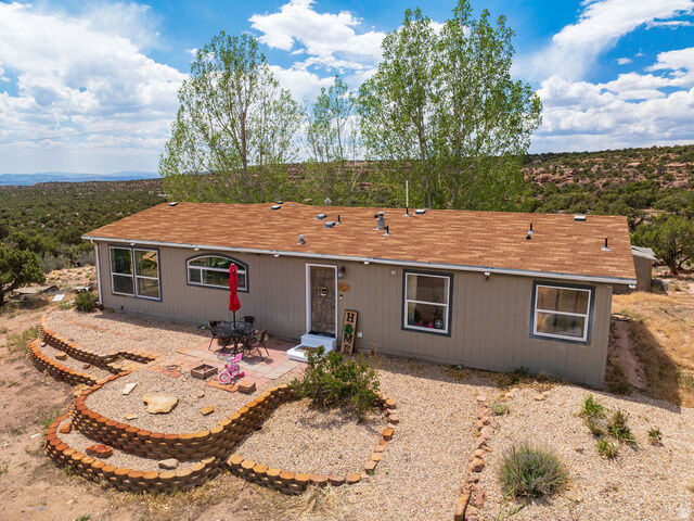 Property Photo: 170 S 20400 W UT 84021