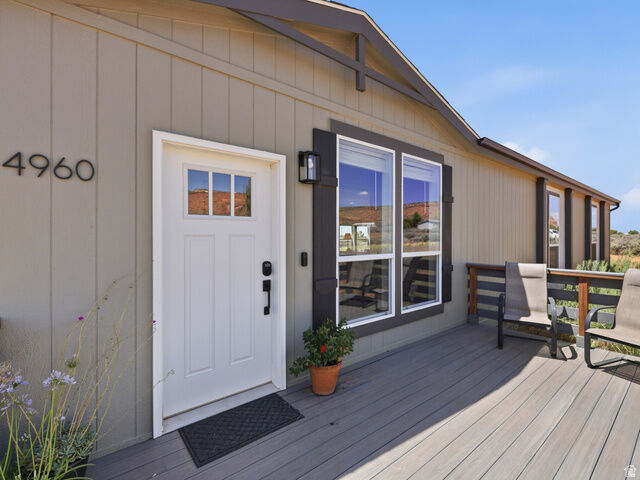 Property Photo:  4960 E Grande Vermillion Ave  UT 84741 