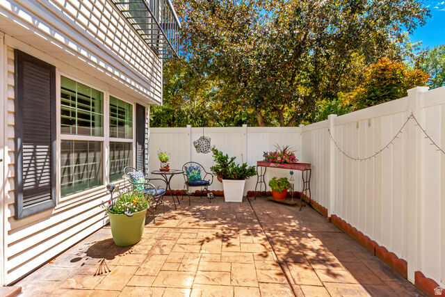 Property Photo: 620 E 3990 S UT 84107