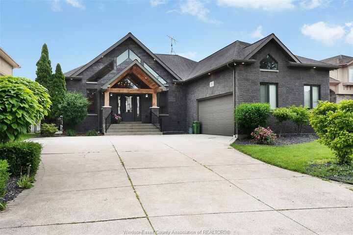 263 Russel Woods Drive — photo 1