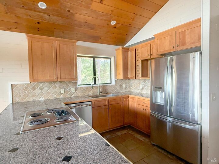 Property Photo: 27620 Poppy Drive CA 95490