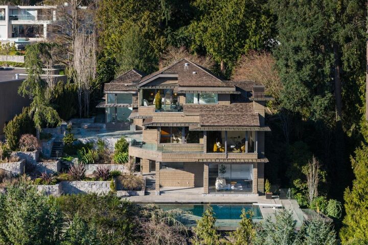 3460 Rockview Place — photo 1
