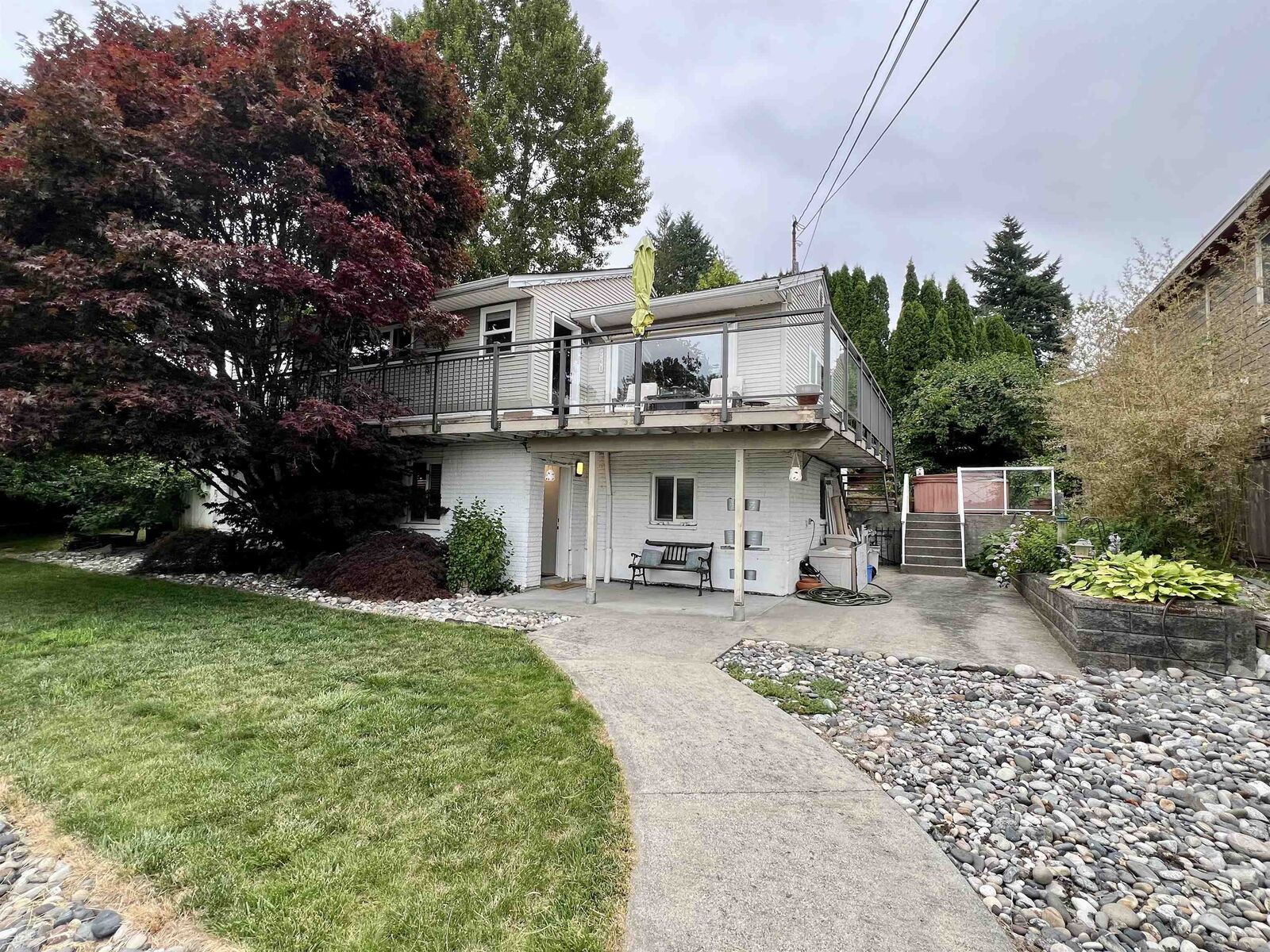Property Photo:  261 Montgomery Street  BC V3K 5E9 