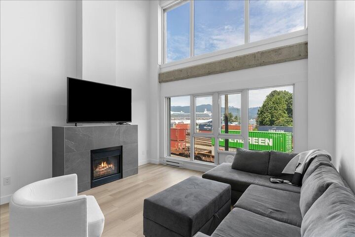 Property Photo: 27 Alexander Street 309 BC V6A 1B2