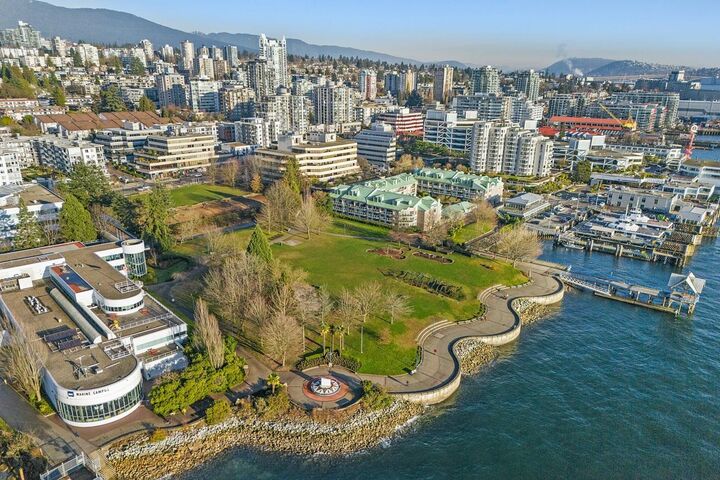 Property Photo:  415 W Esplanade Avenue 20  BC V7M 1A6 