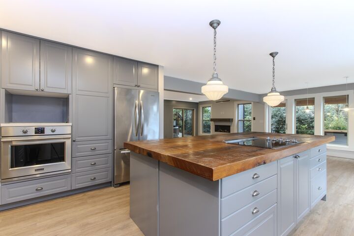 Property Photo:  41281 Meadow Avenue  BC V0N 1T0 