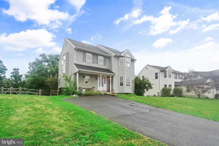 Property Photo:  806 Elizabeth Court  PA 19426 
