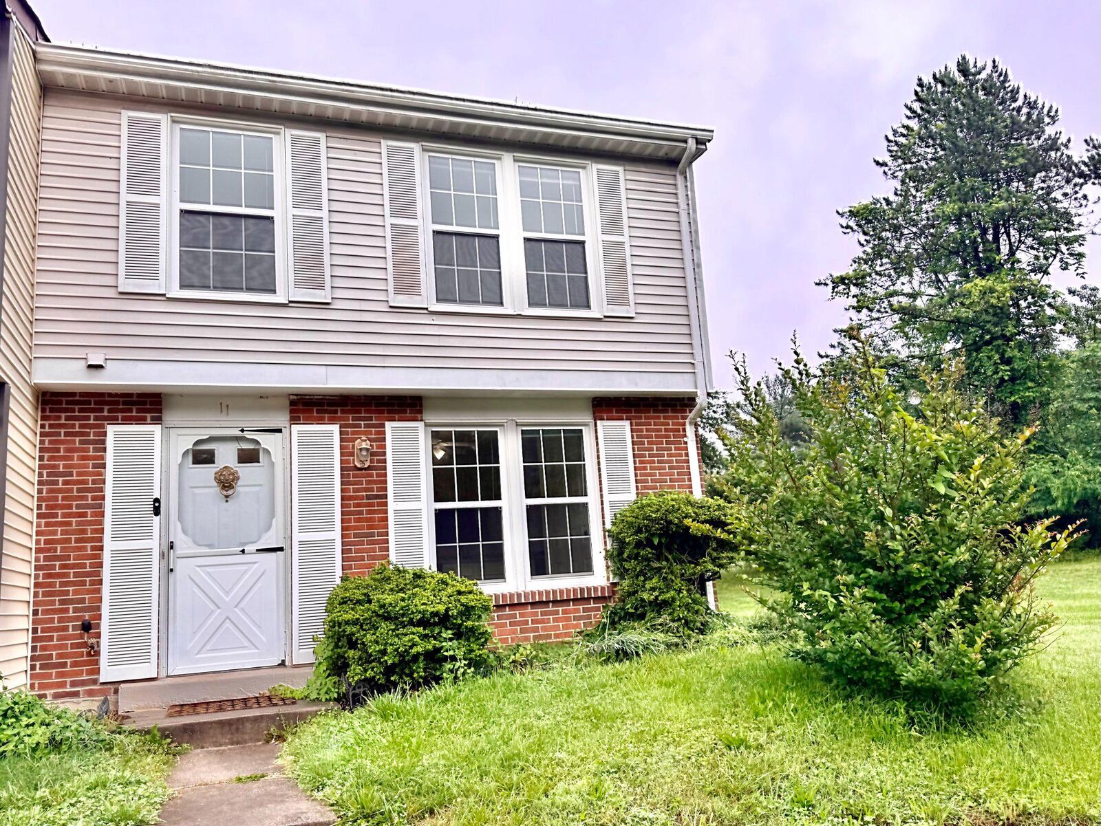 Property Photo: 11 Dufief Court MD 20878