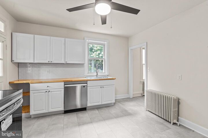 Property Photo: 602 Guilford Avenue MD 21740