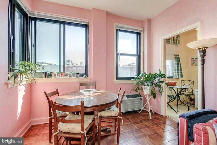 Property Photo:  1010 25th Street NW 801  DC 20037 