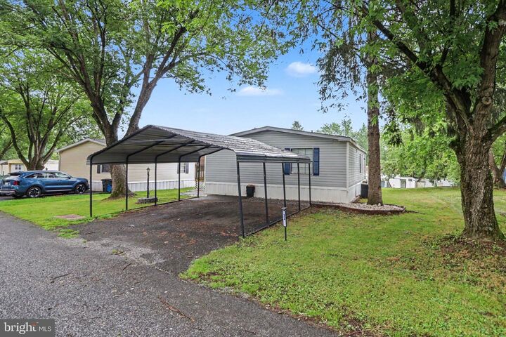 Property Photo: 22 Magnolia Lane PA 17015