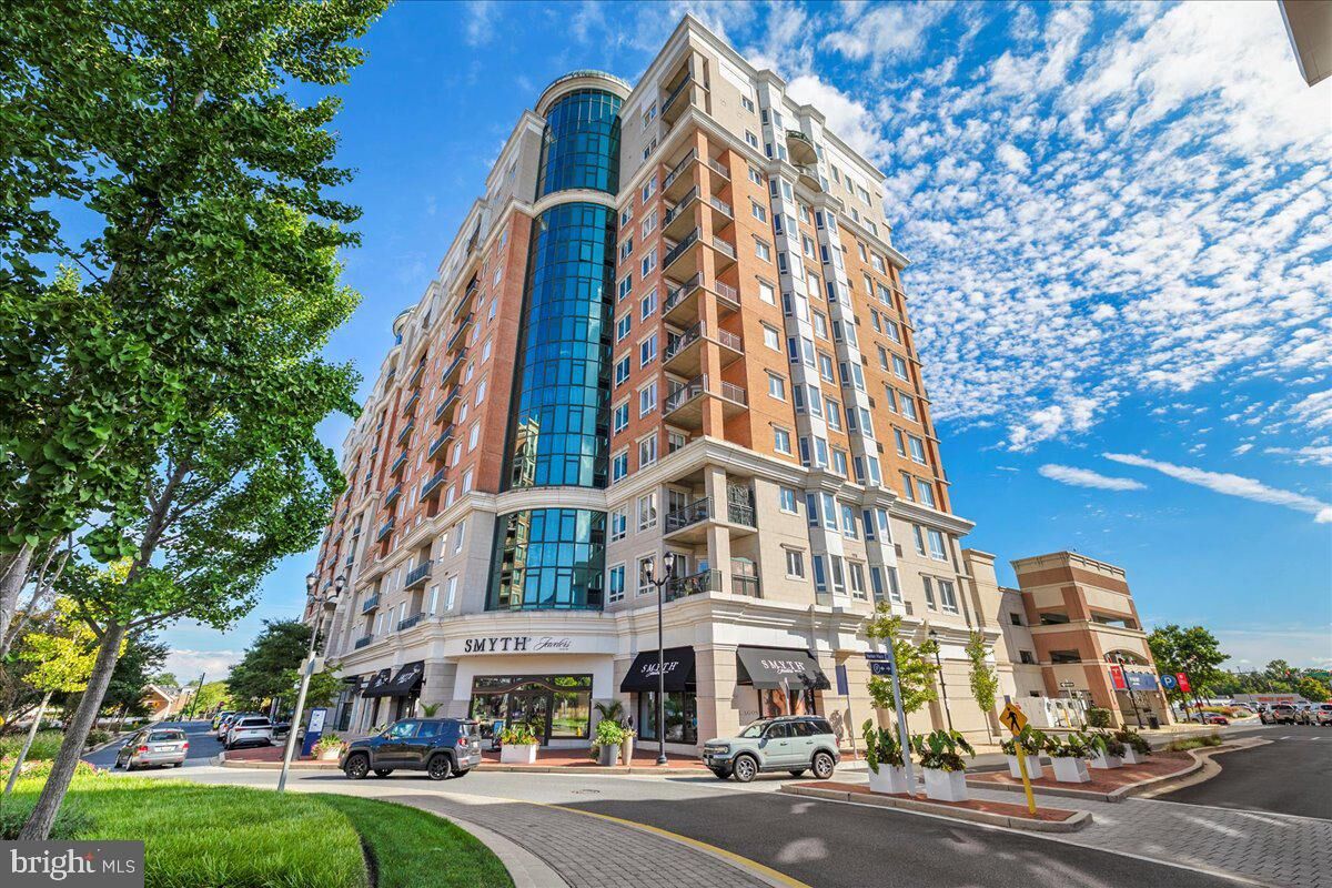Property Photo:  1915 Towne Centre Boulevard 404  MD 21401 