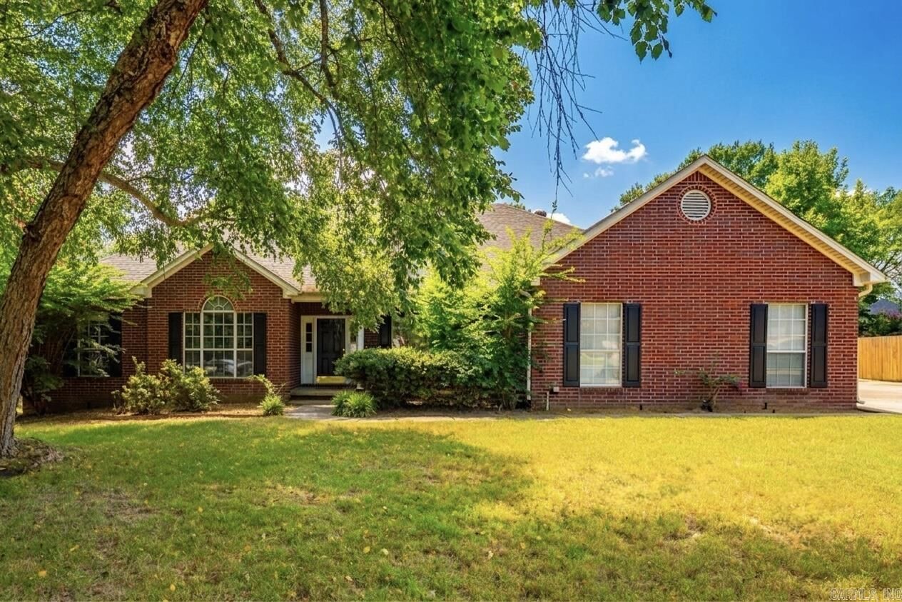 Property Photo: 3255 Chrysler Cove AR 72034