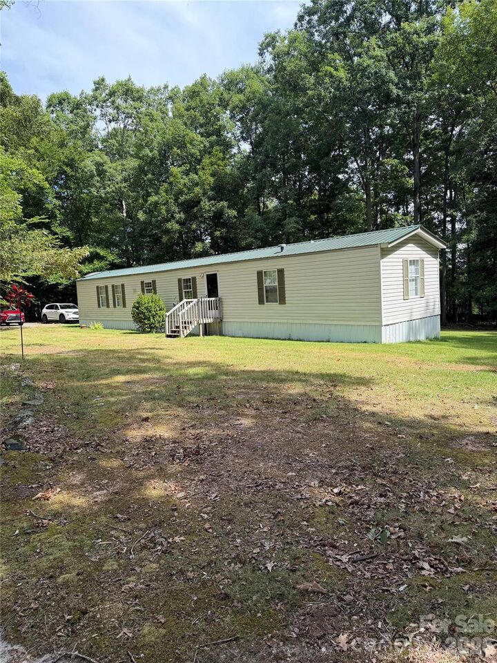 Property Photo:  556 Gilbert Road  NC 28722 