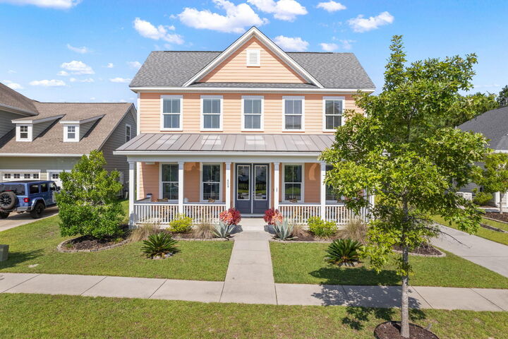 Property Photo:  409 Ashby Street  SC 29486 