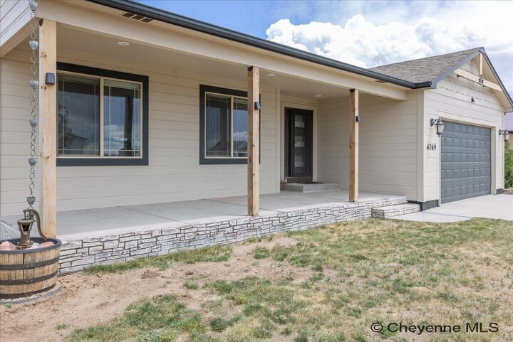 Property Photo: 6769 Spencer Dr WY 82007