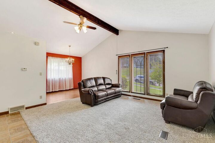 Property Photo:  121 Farmington Drive  OH 45013 