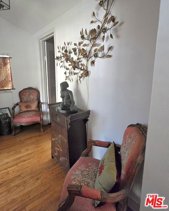 Property Photo: 4626 Brynhurst Ave CA 90043
