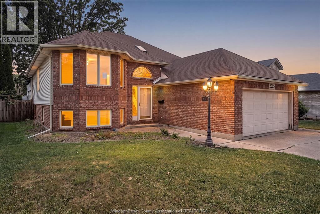 Property Photo: 2525 Strawberry Drive ON N9K 1C3