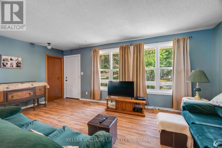 Property Photo: 288 Carrie Street ON N7G 3E1