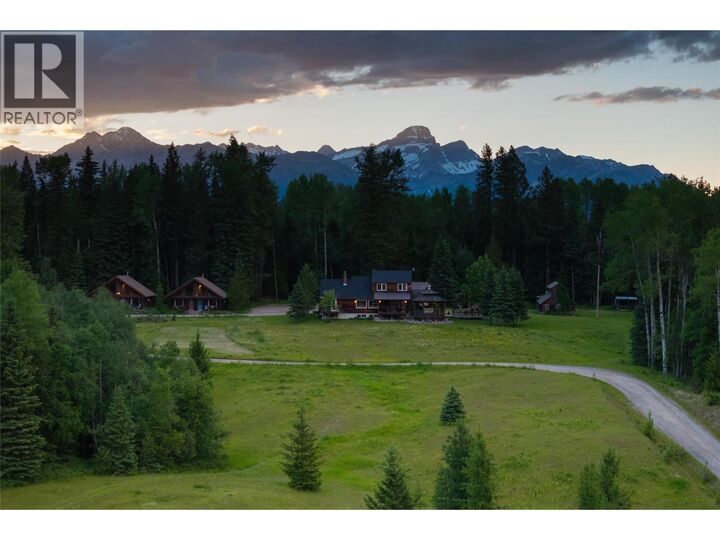 Property Photo: 4485 Highway 3 Other BC V0B 1M1
