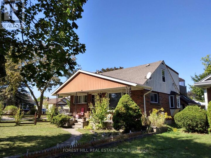 Property Photo: 89 Heather Crescent ON N5W 4L6