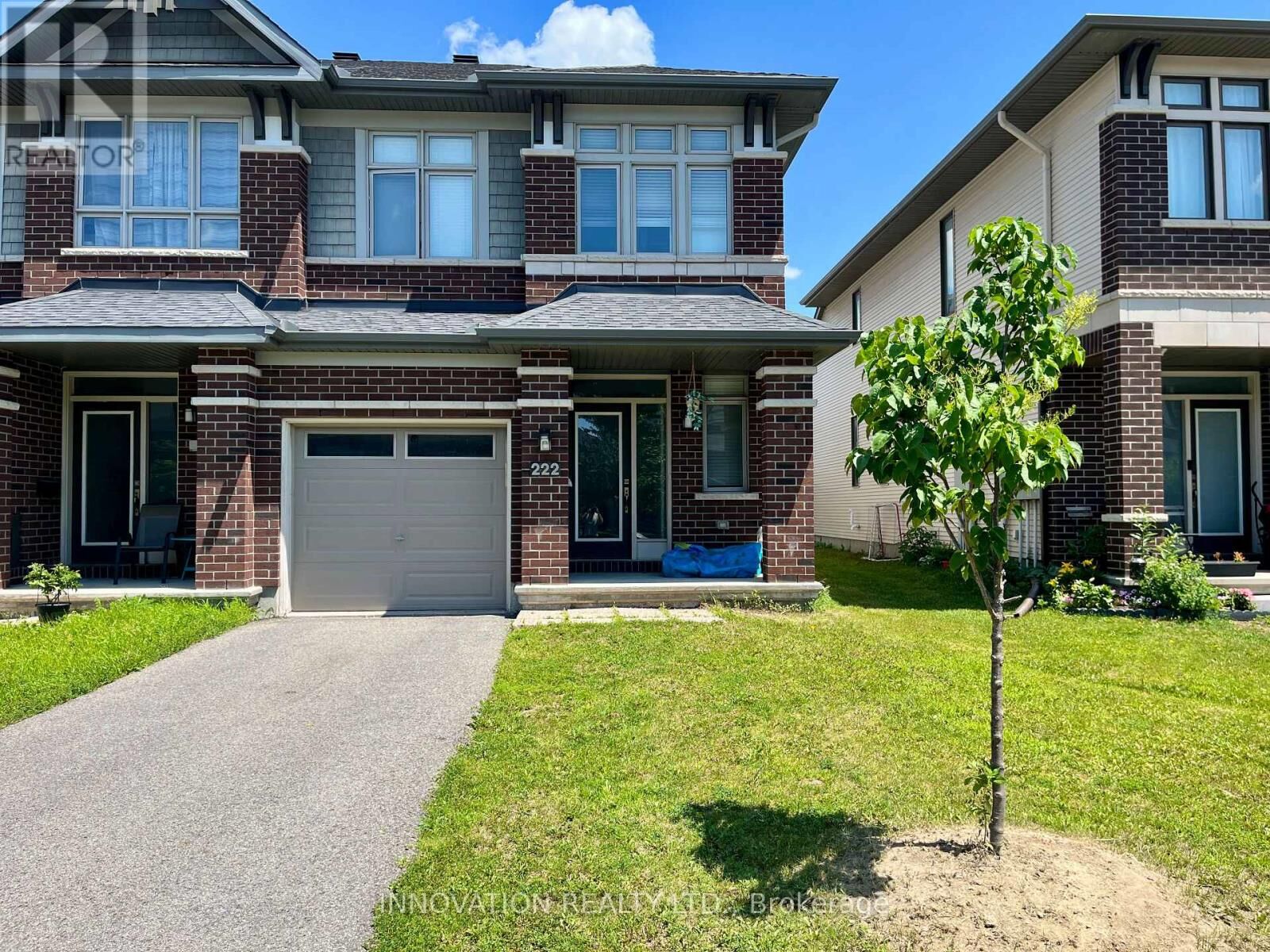 Property Photo: 222 Dolce Crescent ON K1X 0B2