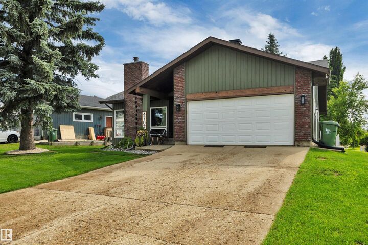 Property Photo: 4707 44 Street AB T4X 1H3