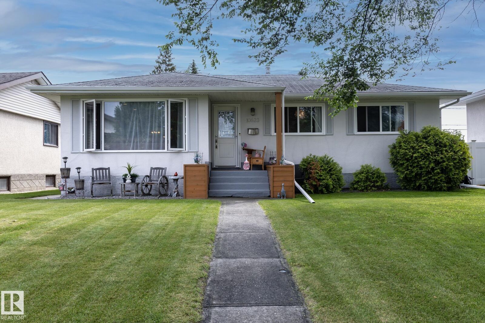 Property Photo: 10623 75 Street NW AB T6A 2Z8