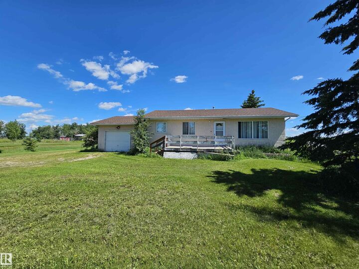 Property Photo: 57415 Range Road 93 AB T0A 3A0