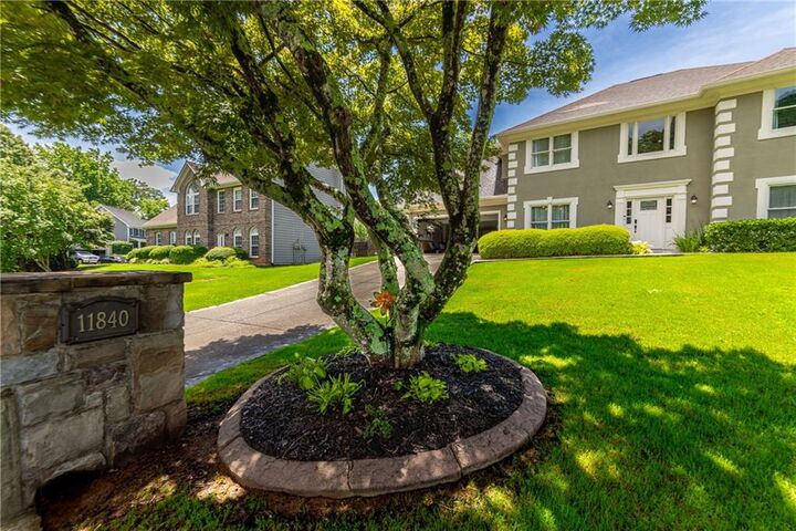 Property Photo:  11840 Aspen Forest Drive  GA 30005 