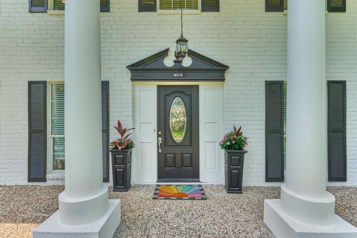 Property Photo:  6515 Glenhill Drive  TX 77389 