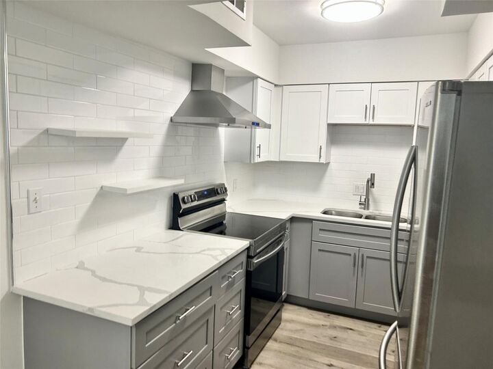 Property Photo:  2601 Bellefontaine Street A207  TX 77025 