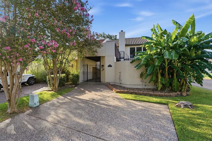 Property Photo: 3822 Lakewood Drive TX 77356