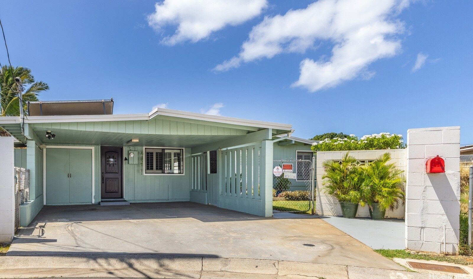 Property Photo: 91-715 Koalipehu Street HI 96706
