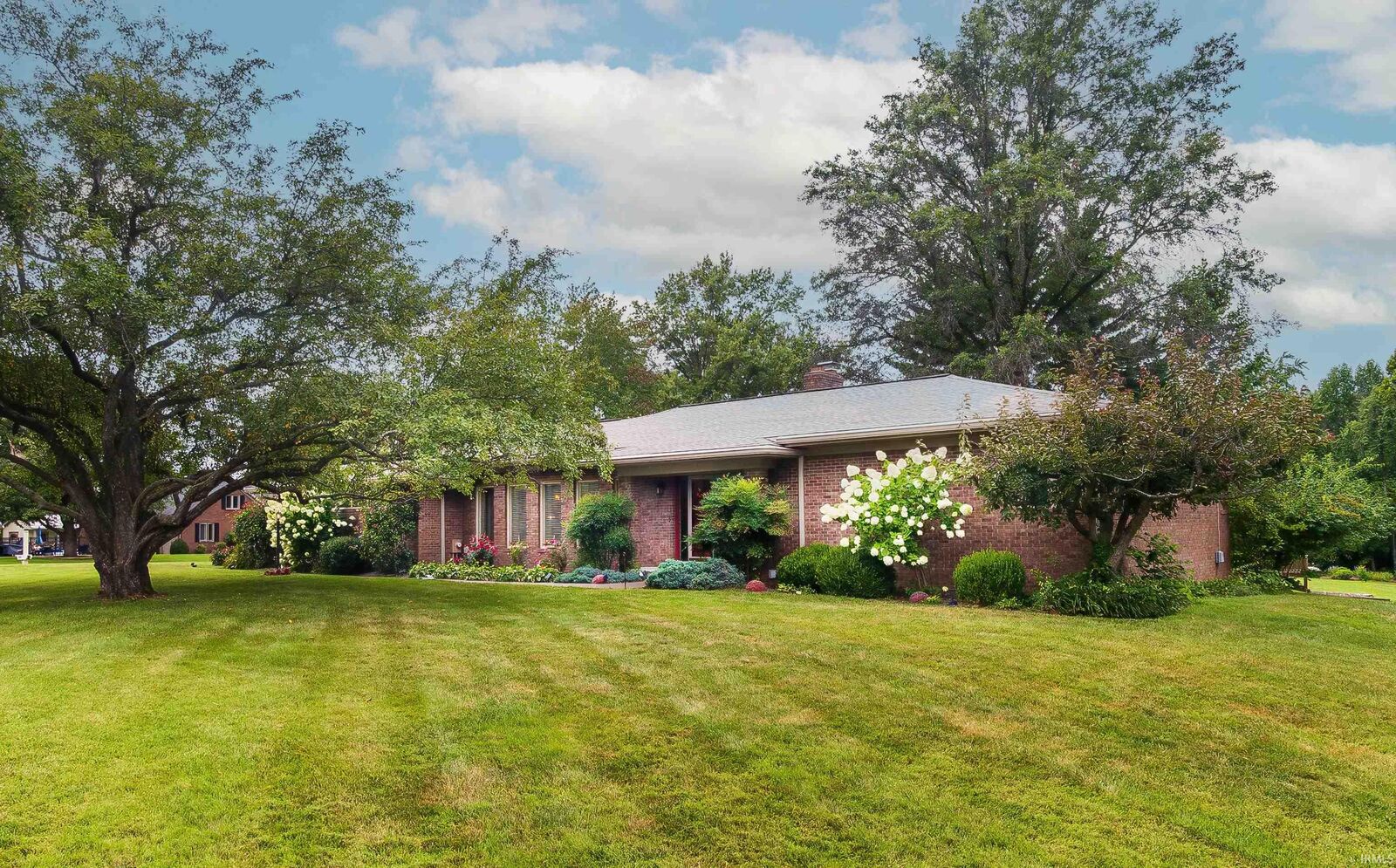 Property Photo: 1834 Sassafrass Drive IN 47712