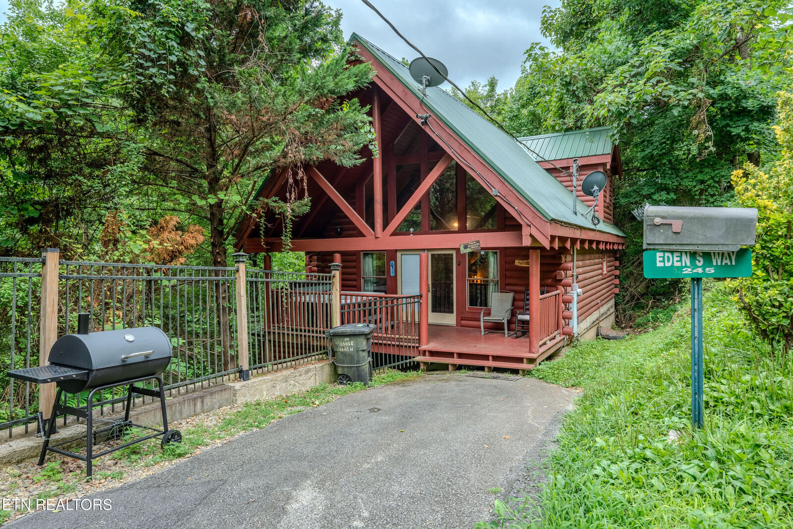 Property Photo:  245 Edens Way  TN 37876 