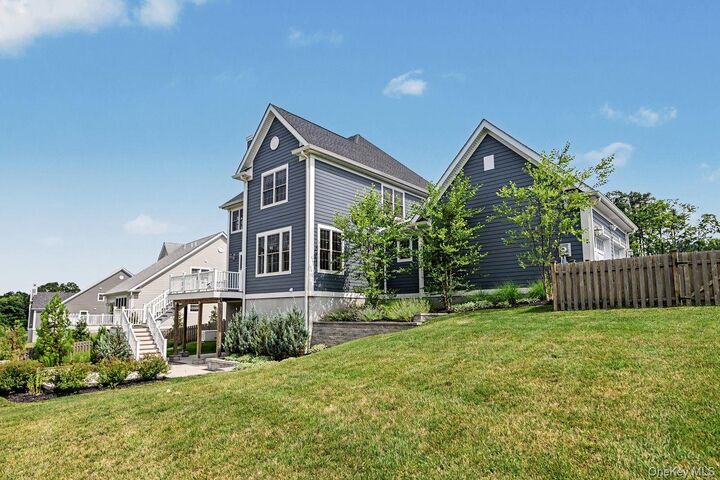 Property Photo:  17 Stableview Lane  NY 10509 